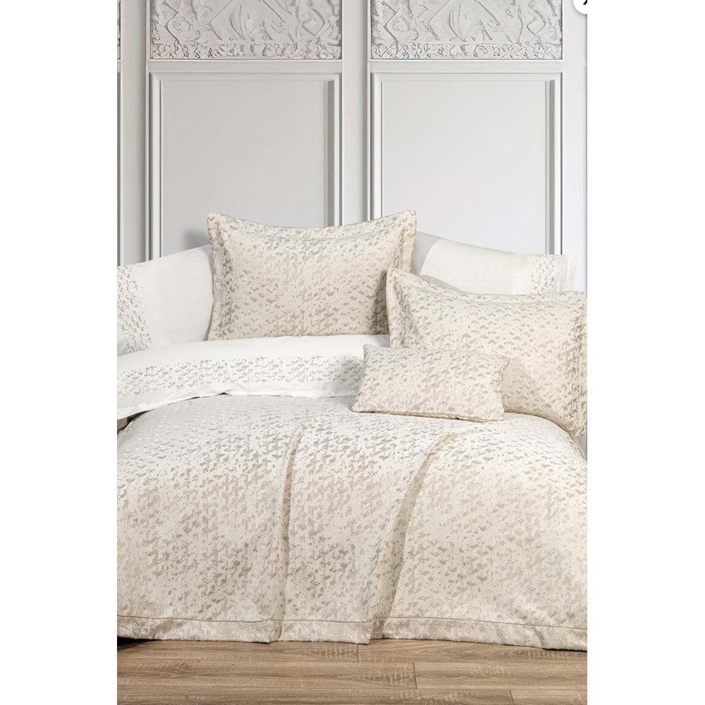 CASTRA IVORY 8 PCS ÇEYİZ SETİ
